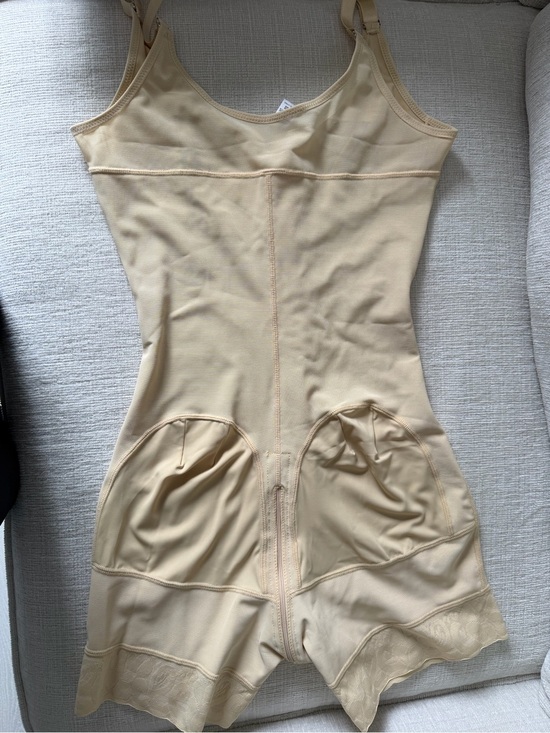 None Other - Beige Sculpting Shapewear Bodysuit